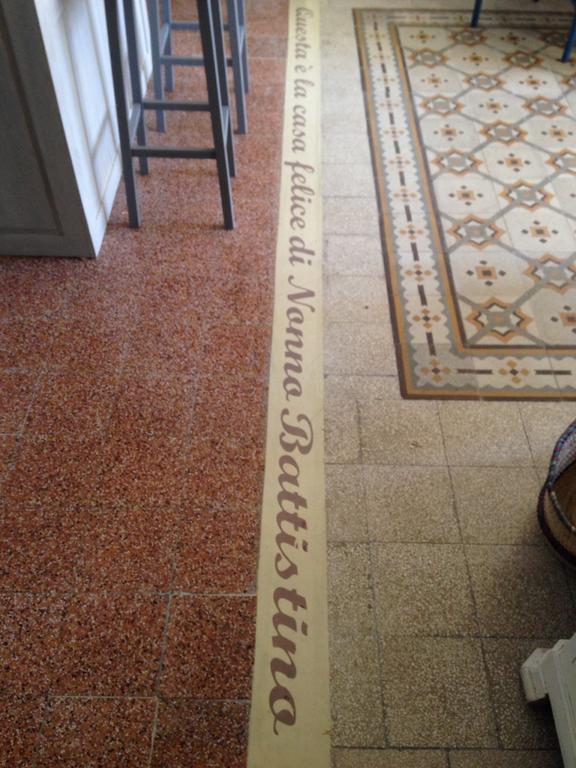La Felice Casa Di Nonno Battistino Lägenhet Apricale Rum bild